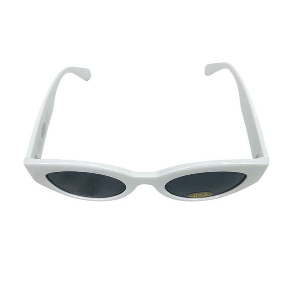 Petals & Peacocks x Zumiez Round Retro Sunglasses - White - One Size - Picture 4 of 8